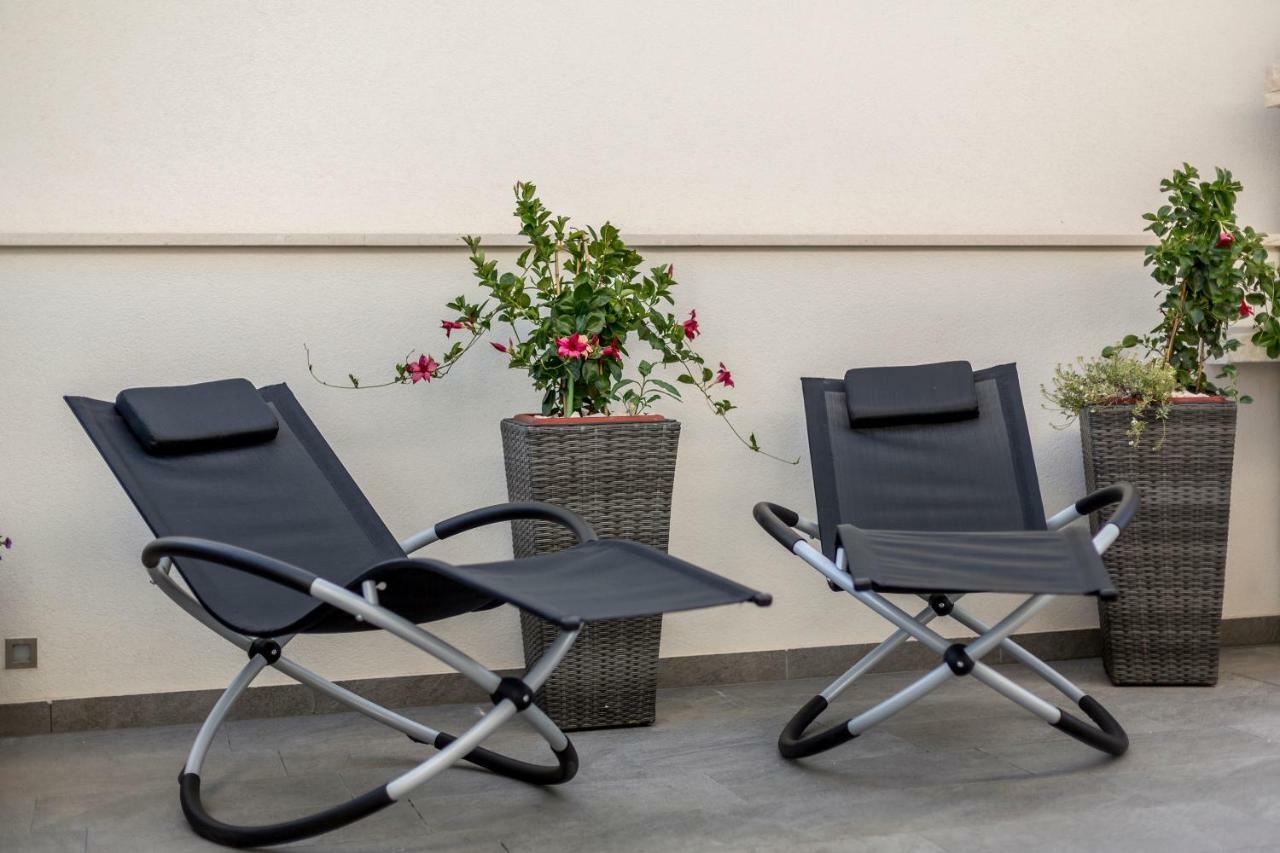 Sea Pearl Luxury Apartment Подстрана Экстерьер фото