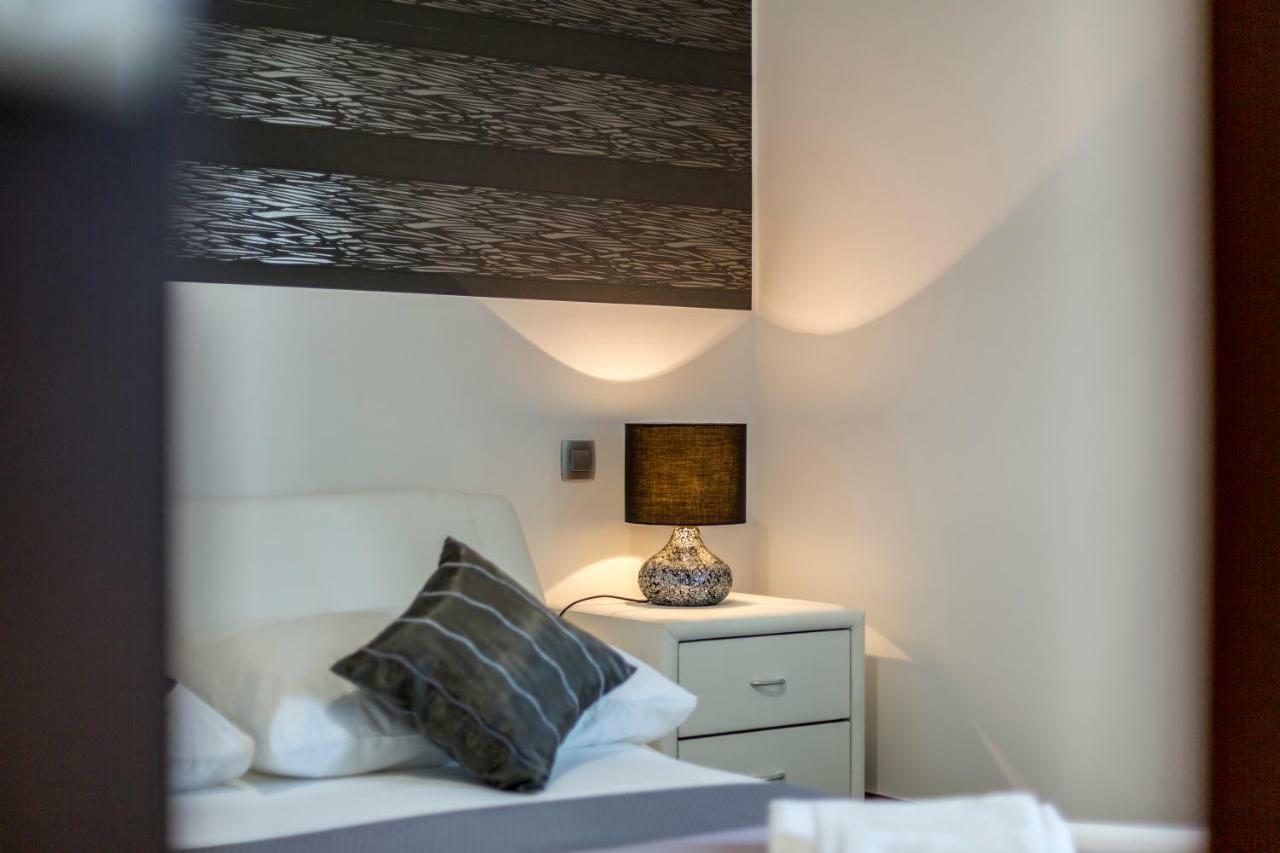 Sea Pearl Luxury Apartment Подстрана Экстерьер фото