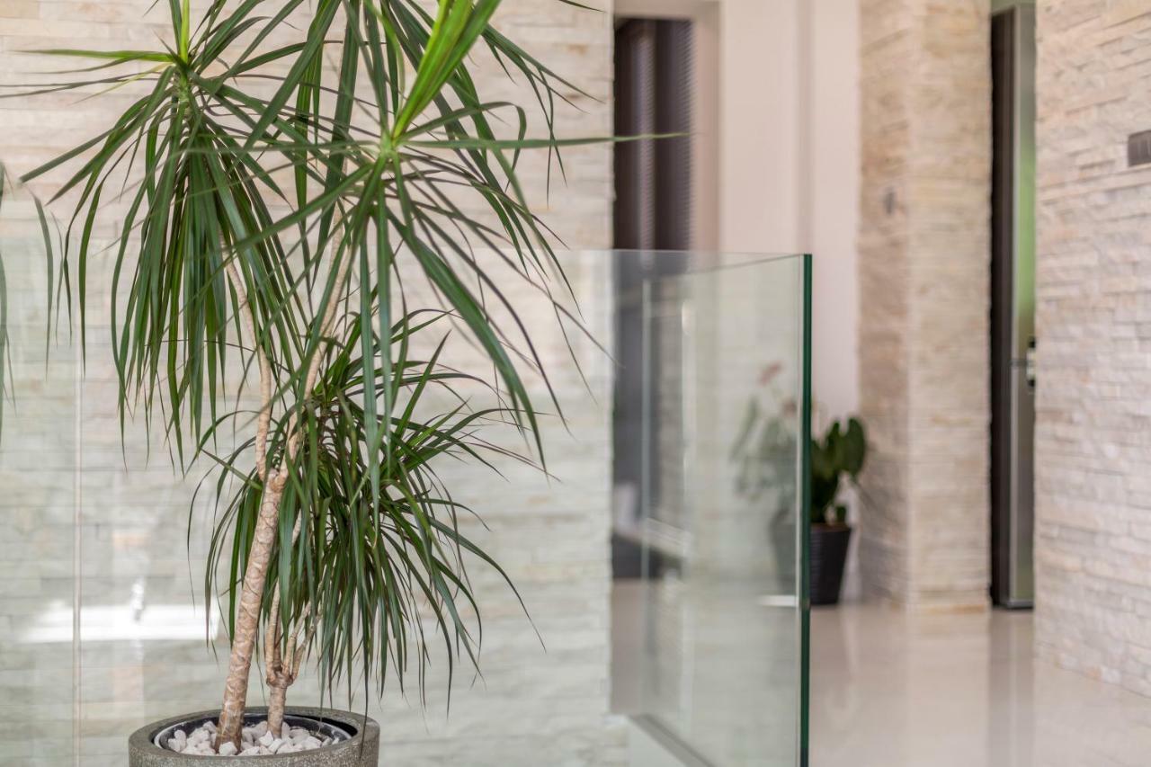 Sea Pearl Luxury Apartment Подстрана Экстерьер фото