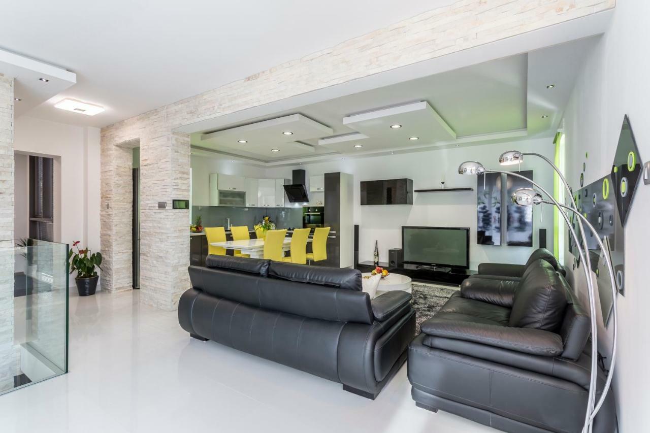 Sea Pearl Luxury Apartment Подстрана Экстерьер фото